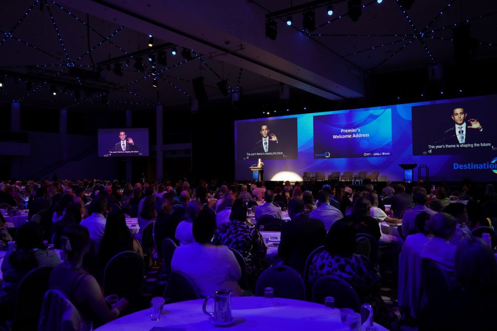 Premier announces $2.4 million investment to save education support for Queensland children to travel to the Great Barrier Reef and Queensland’s Outback.